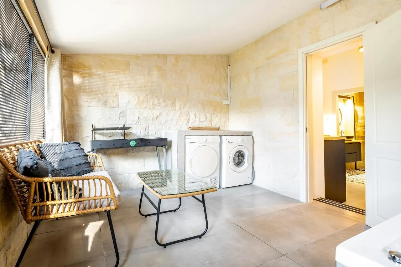 公寓 Romsuites - Lovely Jacuzzi Apartment, Centr City, German Colony Bahai Gardens 海法