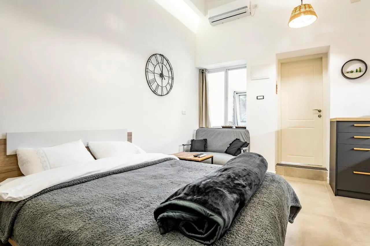 Romsuites - Lovely Jacuzzi Apartment, Centr City, German Colony Bahai Gardens 海法 以色列